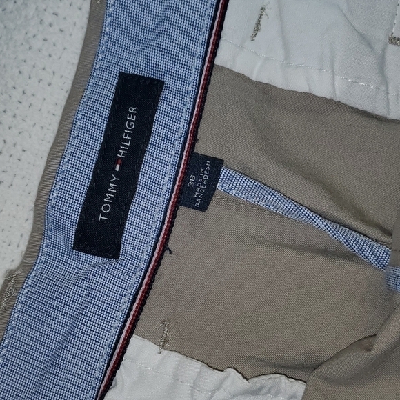 Tommy Hilfiger Embroidered Logo Flat Front Sz 38 Shorts - Picture 4 of 9